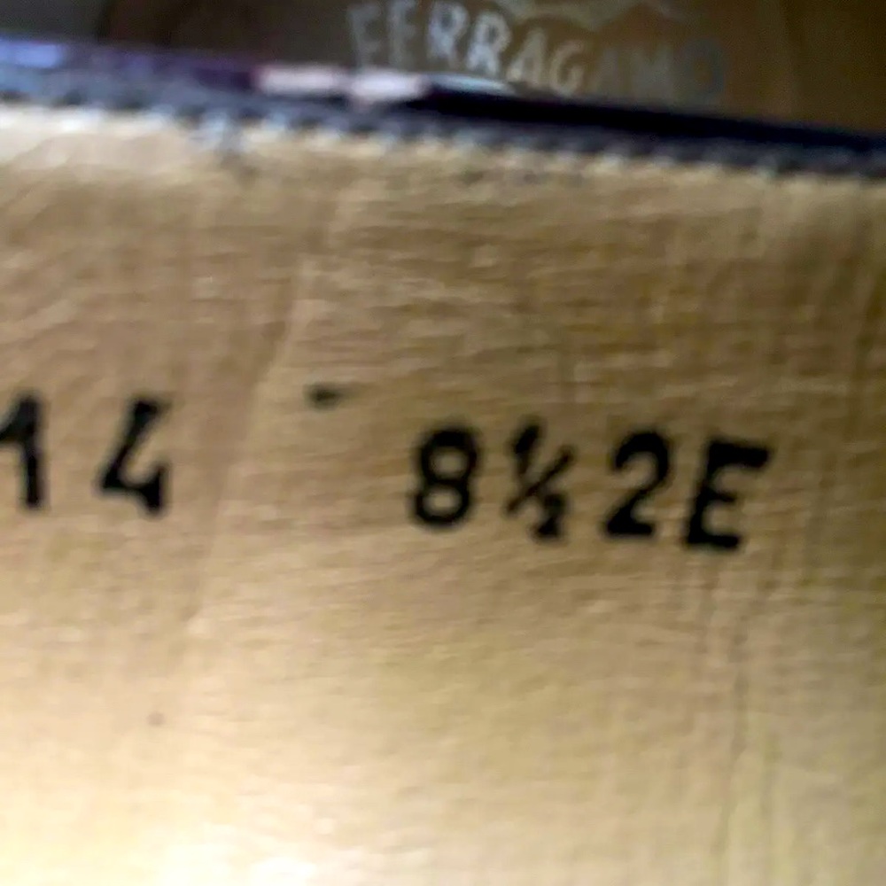 Salvatore Ferragamo Loafers Burgundy Tassel Slip On Shoes SZ 8.5 Made In Italy - Picture 10 of 12